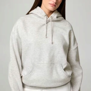Grå hoodie - Jättefin hoodie ifrån Bikbok, kan vara något nopprig men inte mycket❤️priset går att diskutera!