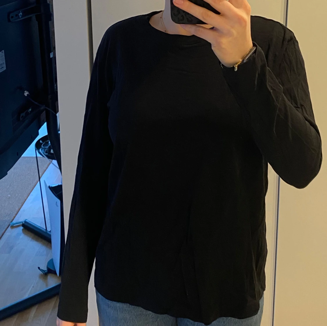 Svart långärmad tröja