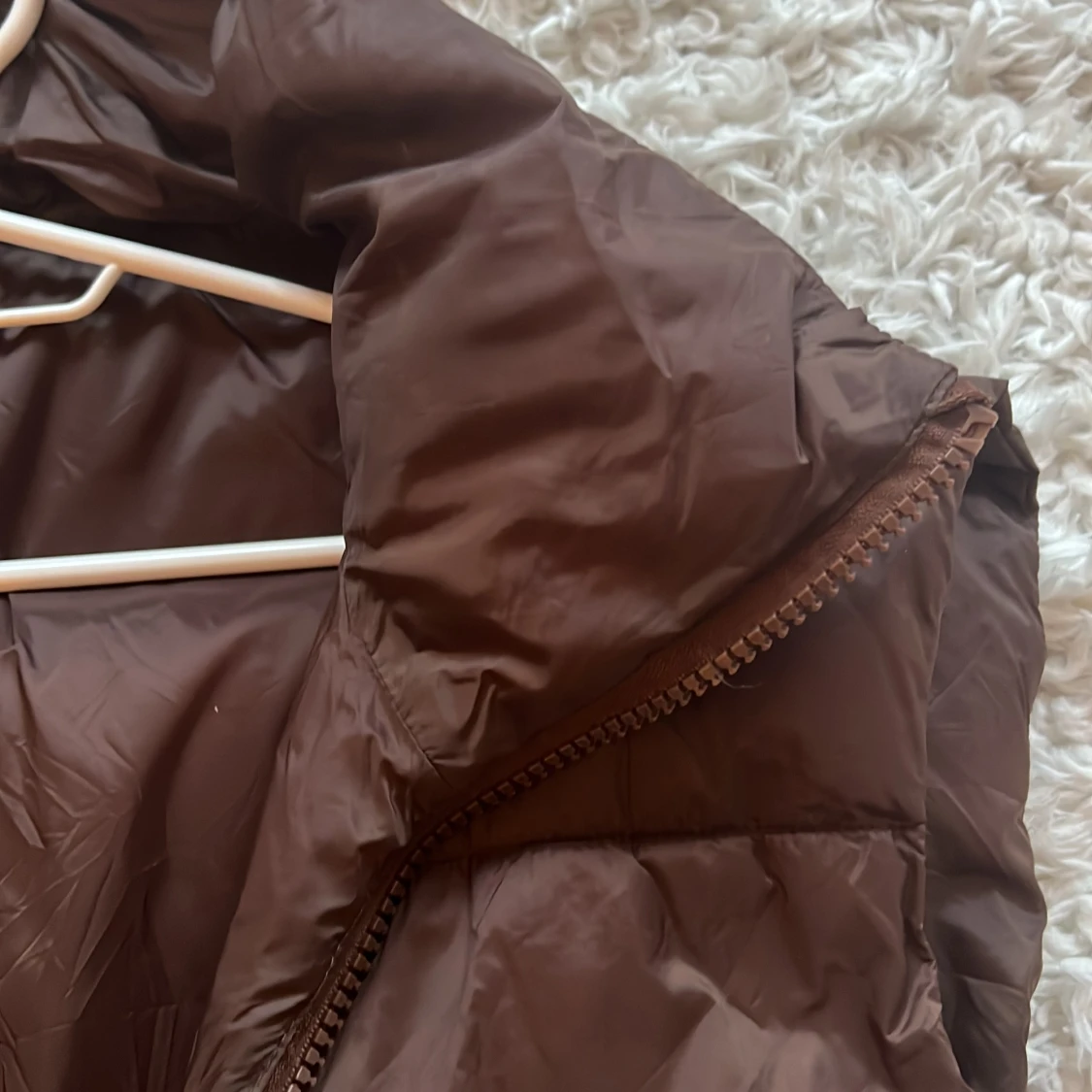 Brun dunväst med dragkedja - 1