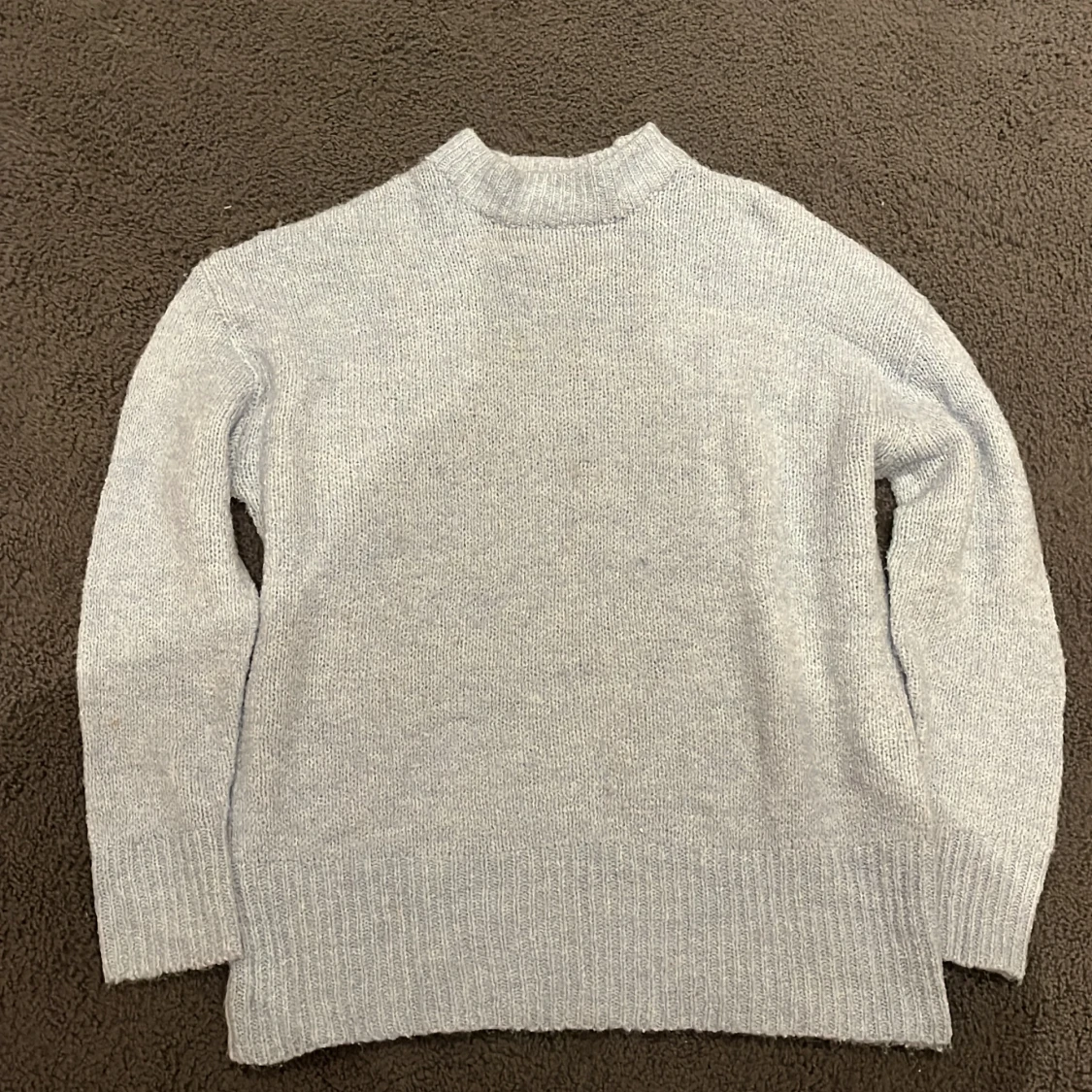 Grå stickad tröja från 157 - 2