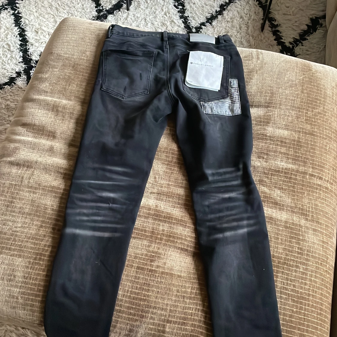 Svarta jeans med slitningar från Purple brand - 90
