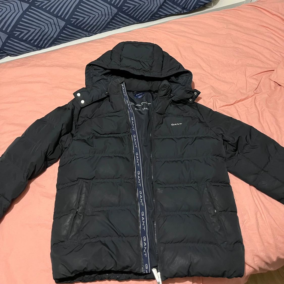 Svart pufferjacka från GANT