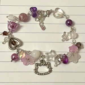 Armband hello Kitty, handgjort - Så söt! Armband hello Kitty, handgjort!!