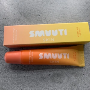 Smuuti skin lip mask peach - Smuuti skin lip mask i peach Helt ny med förpackning och allt säljer för 70kr Orginal priset är 105kr. Tar endast swish❤️