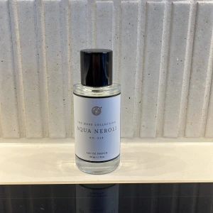 Parfym inspirerad av Tom Ford ”Neroli Portofino” - Säljer den här fina doften så jag fick en ny parfym i julklapp. Endast sprayad ett fåtal gånger. Vem som helst kan använda den då den är unisex! Nypris 299