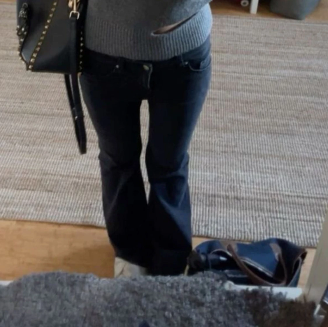 Svarta bootcut jeans