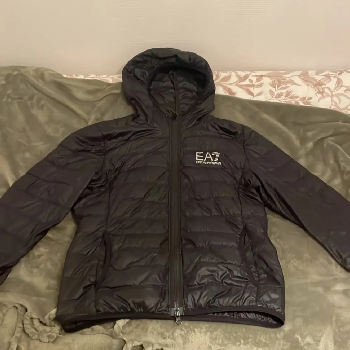 Svart pufferjacka från Emporio Armani - 90