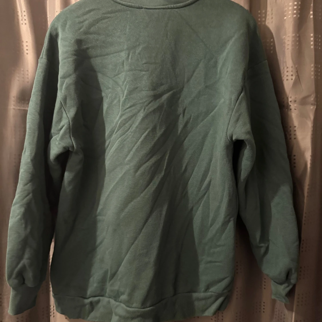 Grön sweatshirt  - 90