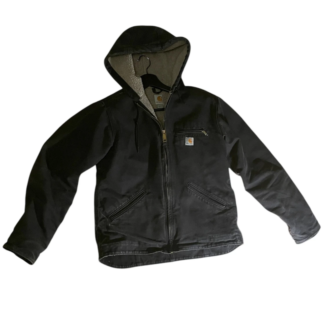 Svart jacka med huva från Carhartt