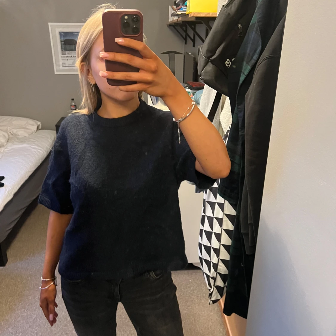 Mörkblå kortärmad tröja - 91