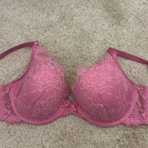 Rosa bh  - Aldrig använd bh från hunkemömller 🩷🩷