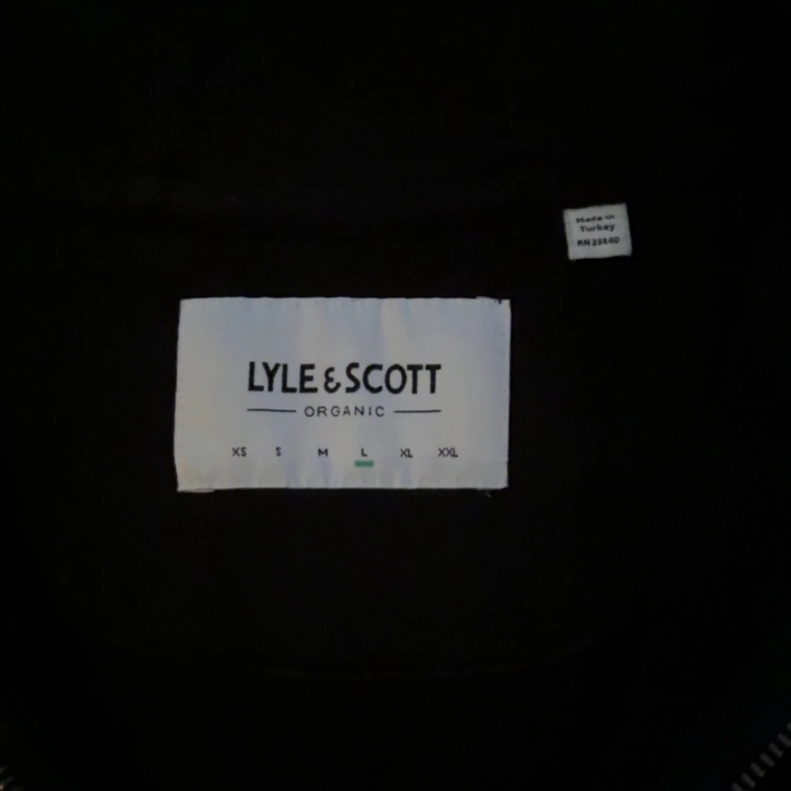 Svart hoodie Lyle & Scott - 90
