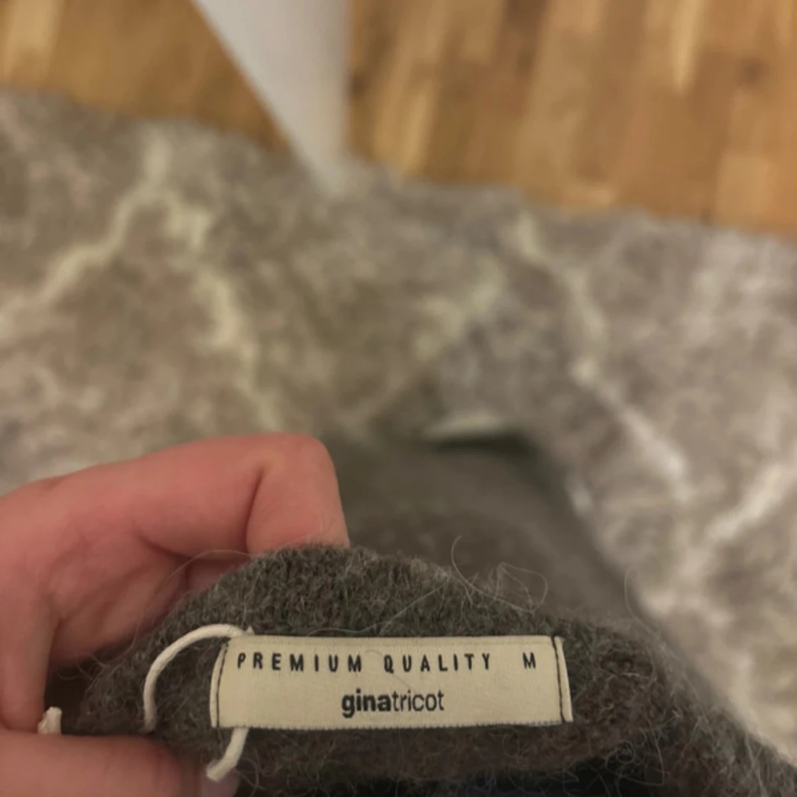 GråBrun långkjol från Gina Tricot - 93