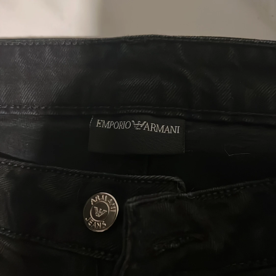 Svarta Armani jeans - 90