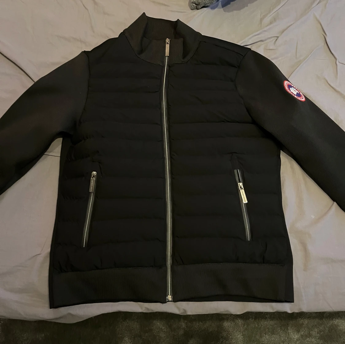 Canada goose cardigan  - 90