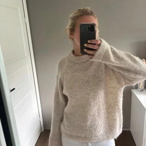 Alpacka tröja  - Jättefin säljer då den inte kommer till användning, skriv för fler bilder pris går att diskutera 