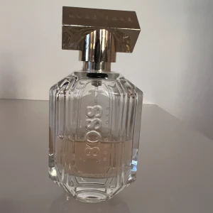 Hugo Boss The Scent for Her Parfym  - The Scent For Her EDP 50ml Nypris: 889-1235kr; 50% kvar; 