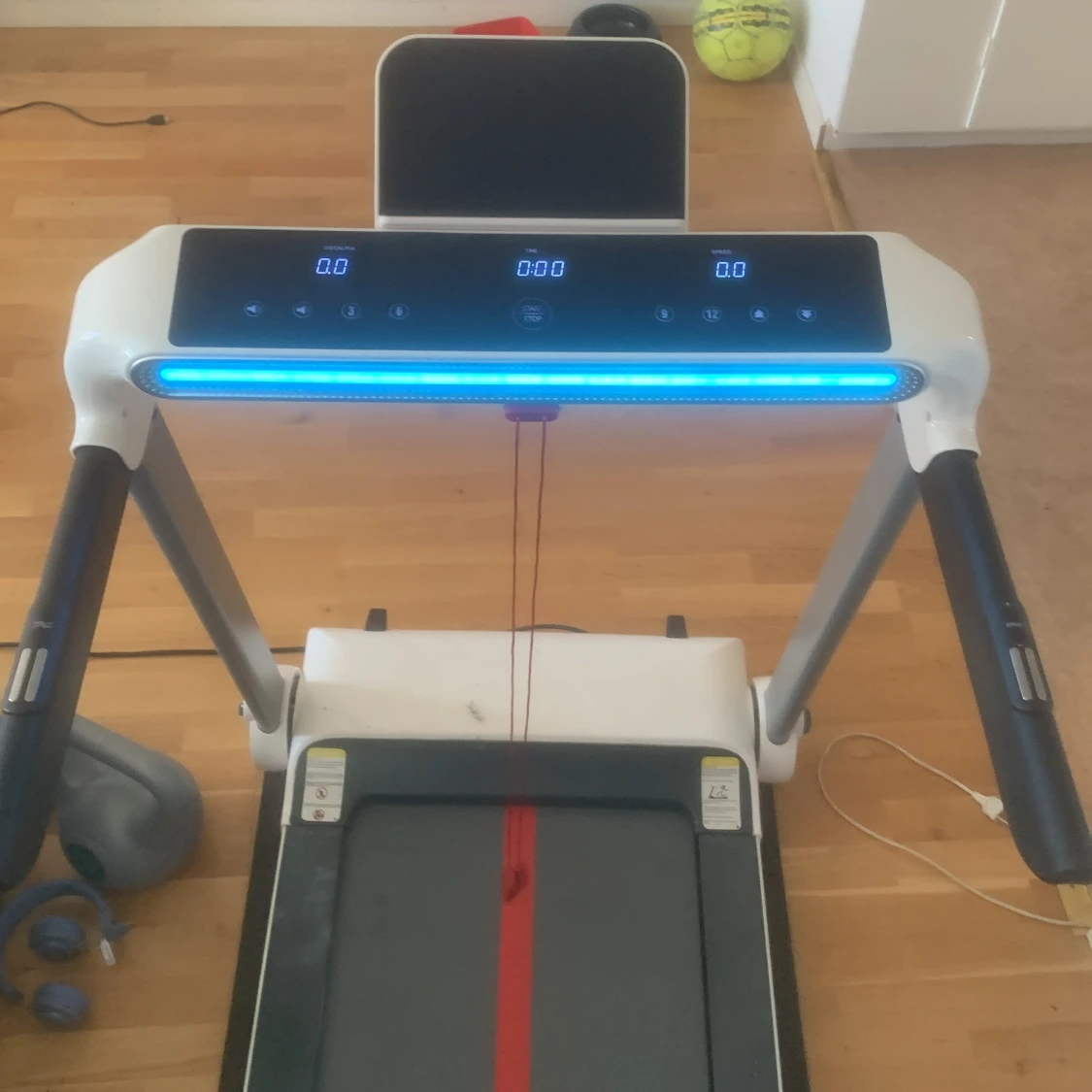 Löpband Från Tekkrunner. Perfekt nu när det börjar bli kalt ute.  - 90