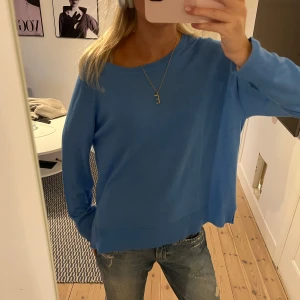 Tröja - Så fin i skönt material!