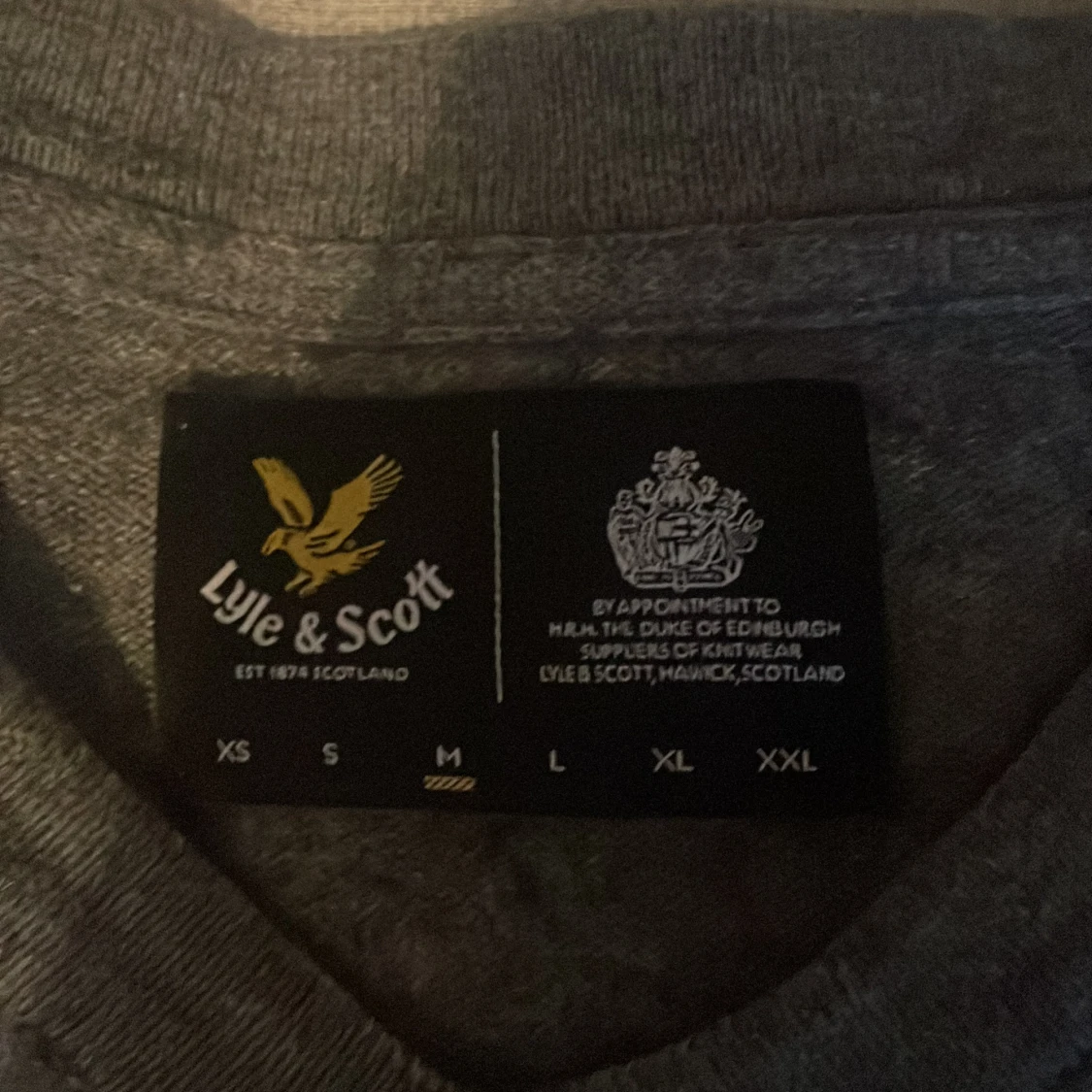 Grå tröja från Lyle & Scott - 2