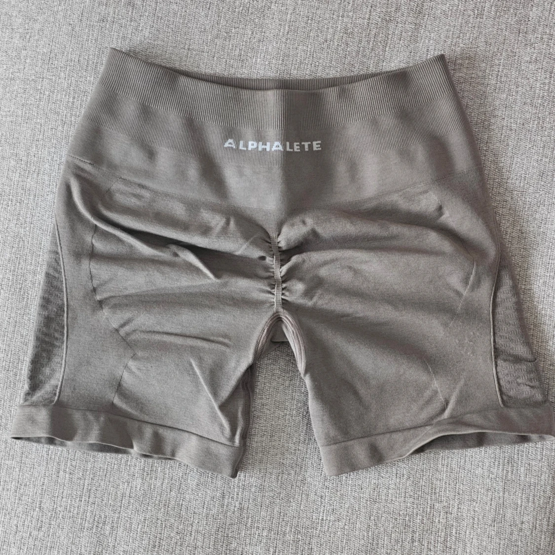 Alphalete shorts, Medium