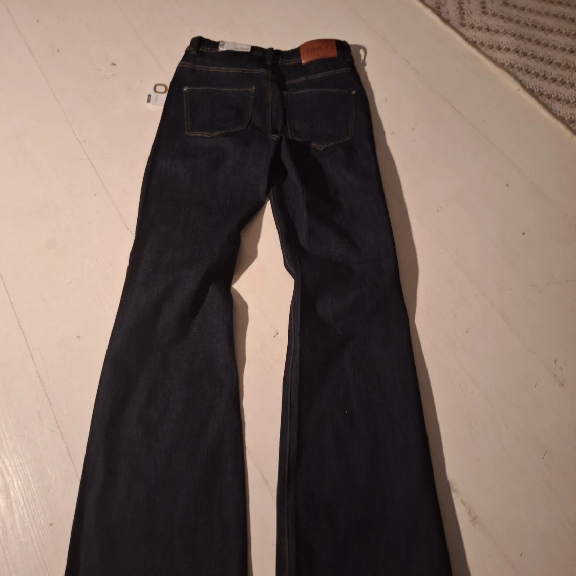 Mörkblå bootcut jeans från ONLY - 1