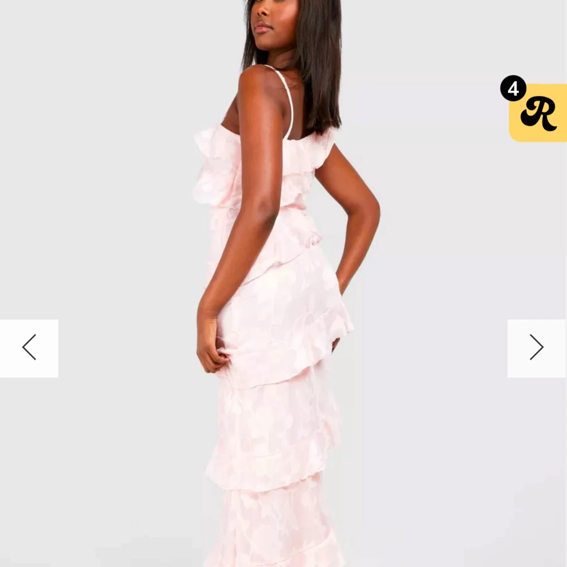 Ljusrosa volangklänning - 1