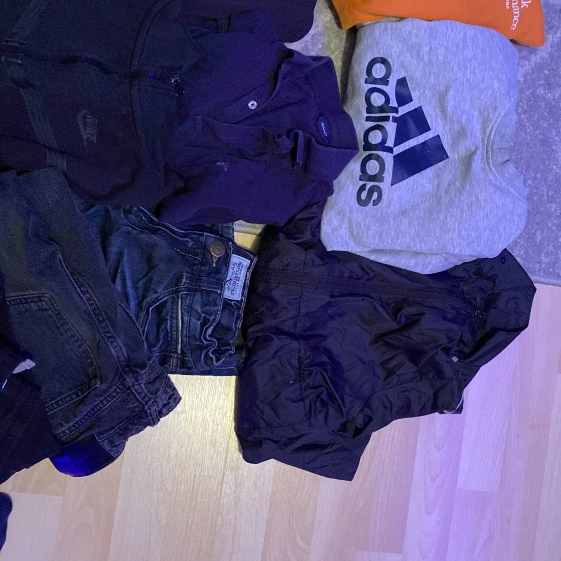 Tröjor och byxor - 4