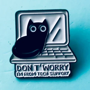 Katt pin  - Hämtas i Hornstull i Stockholm eller skickas mot fraktkostnad (18kr) ❤️