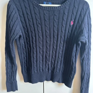 Ralph lauren kabelstickad tröja  - Barn storlek, 12-14 år  