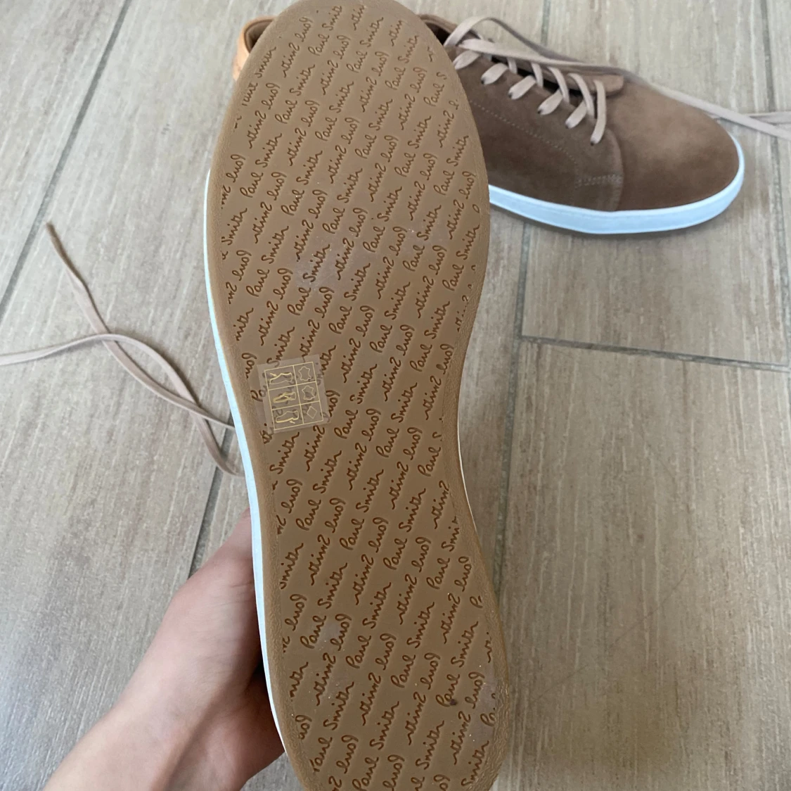 Paul Smith skor - 92