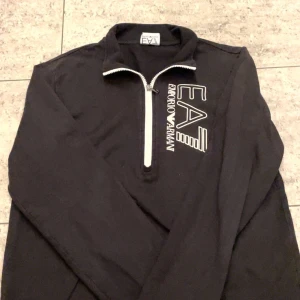 Armani hoodie - Nästan nyskick