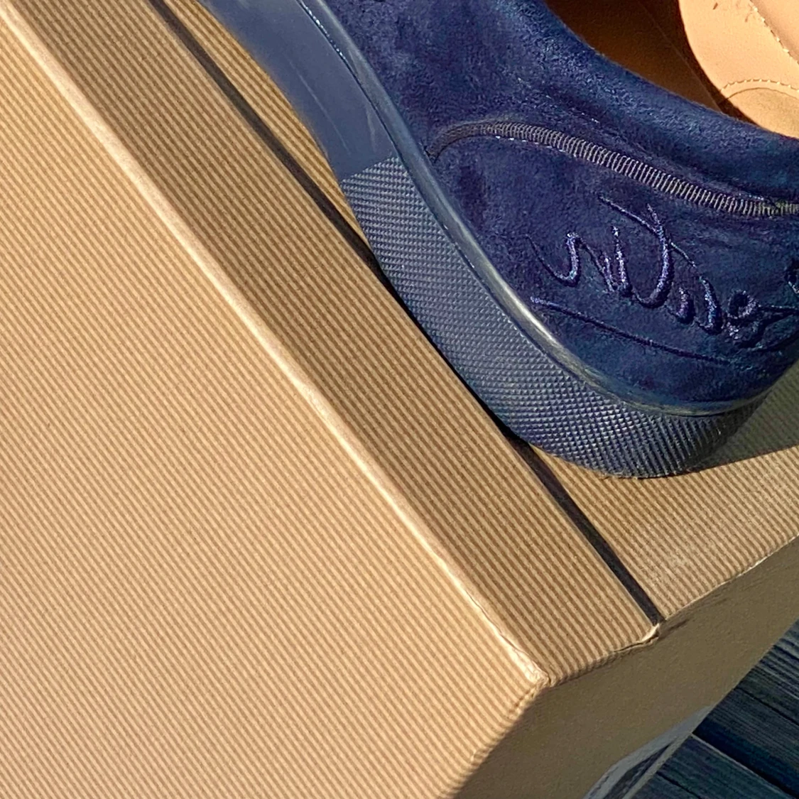 Blå mockaskor från Christian Louboutin - 91