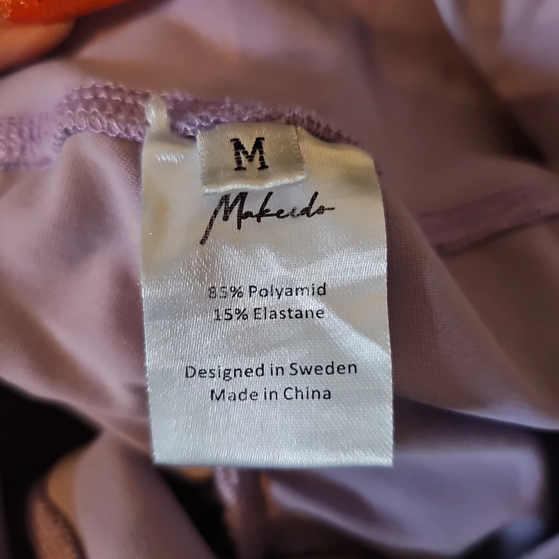 Lila träningstopp och leggings från Makeido - 93