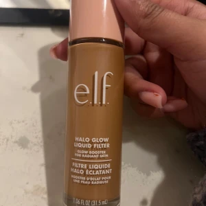 Elf halo glow i färgen medium tan - Använd 2/3 gånger det var tyvärr fel färg för mig