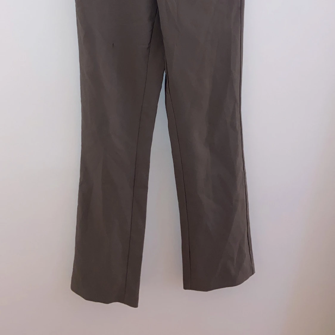 Beige kostymbyxor - 90