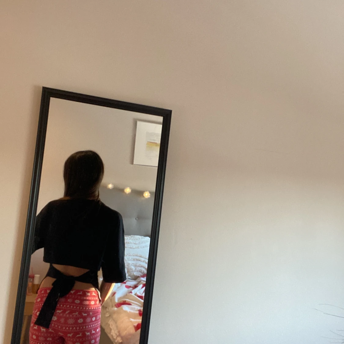 Svart topp med knyt från Nelly - 90