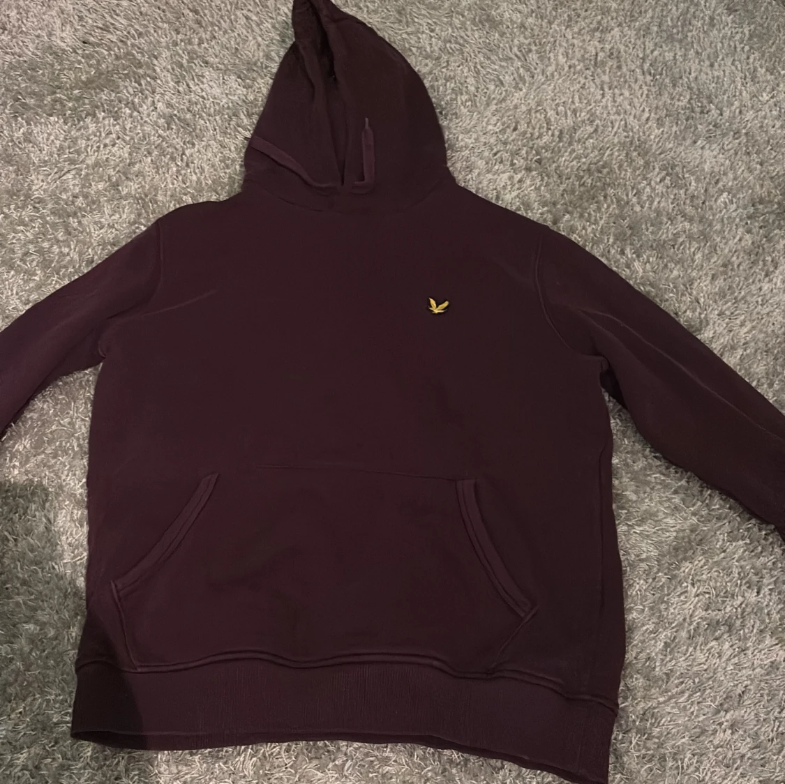 Vinröd lyle & Scott hoodie - 91