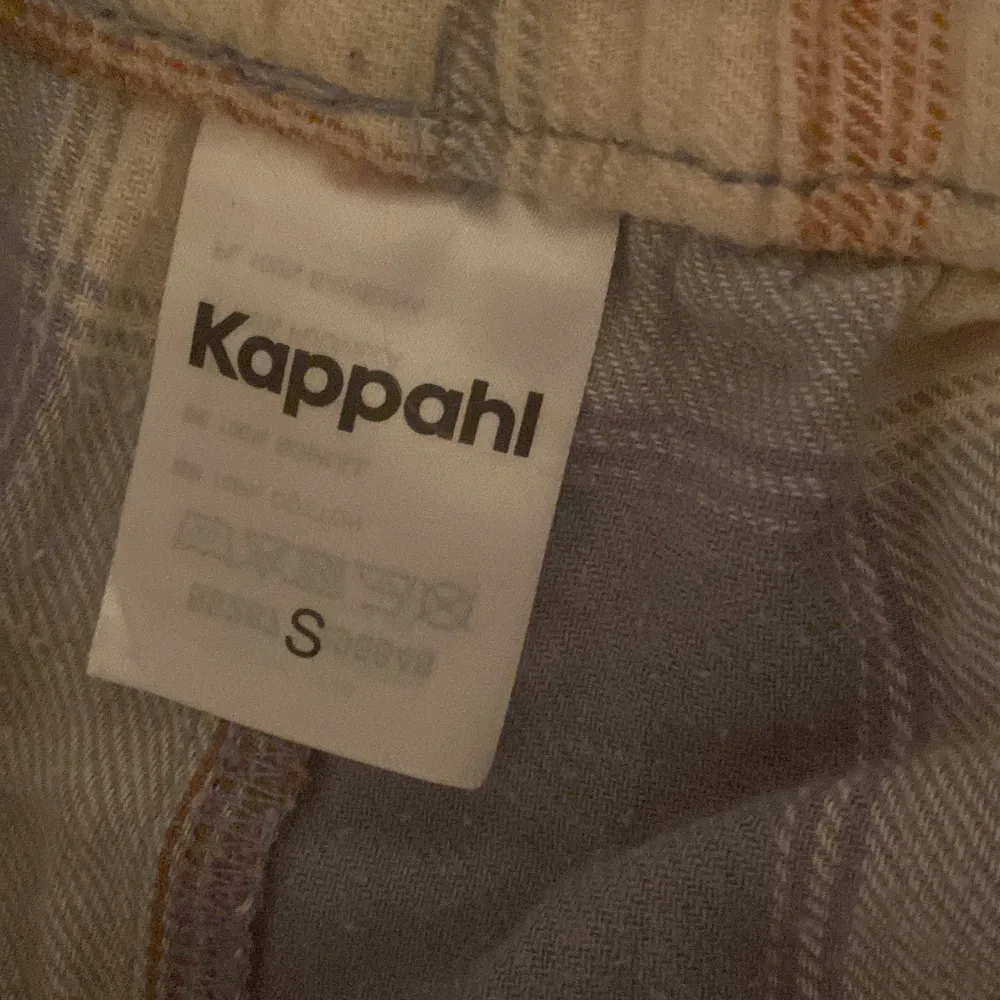 Bra skick, lite noppor, flanel tyg, väldigt mjuka. . Jeans & Byxor.