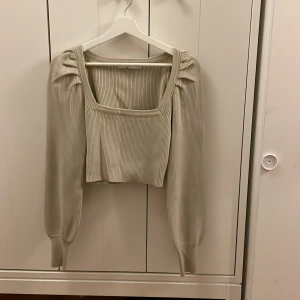 Ny nakd tröja säljes!  - Endast testad, som ny! 