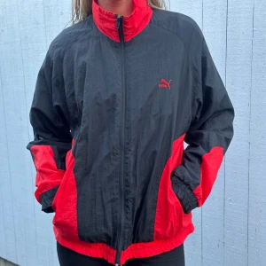 Vindjacka - Fin vindjacka från Puma❤️