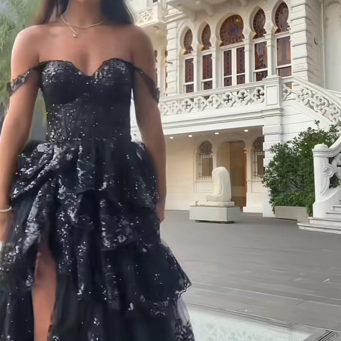 Marinblå glittrig klänning  - 90