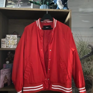 Jackan - Jackan från bik bok