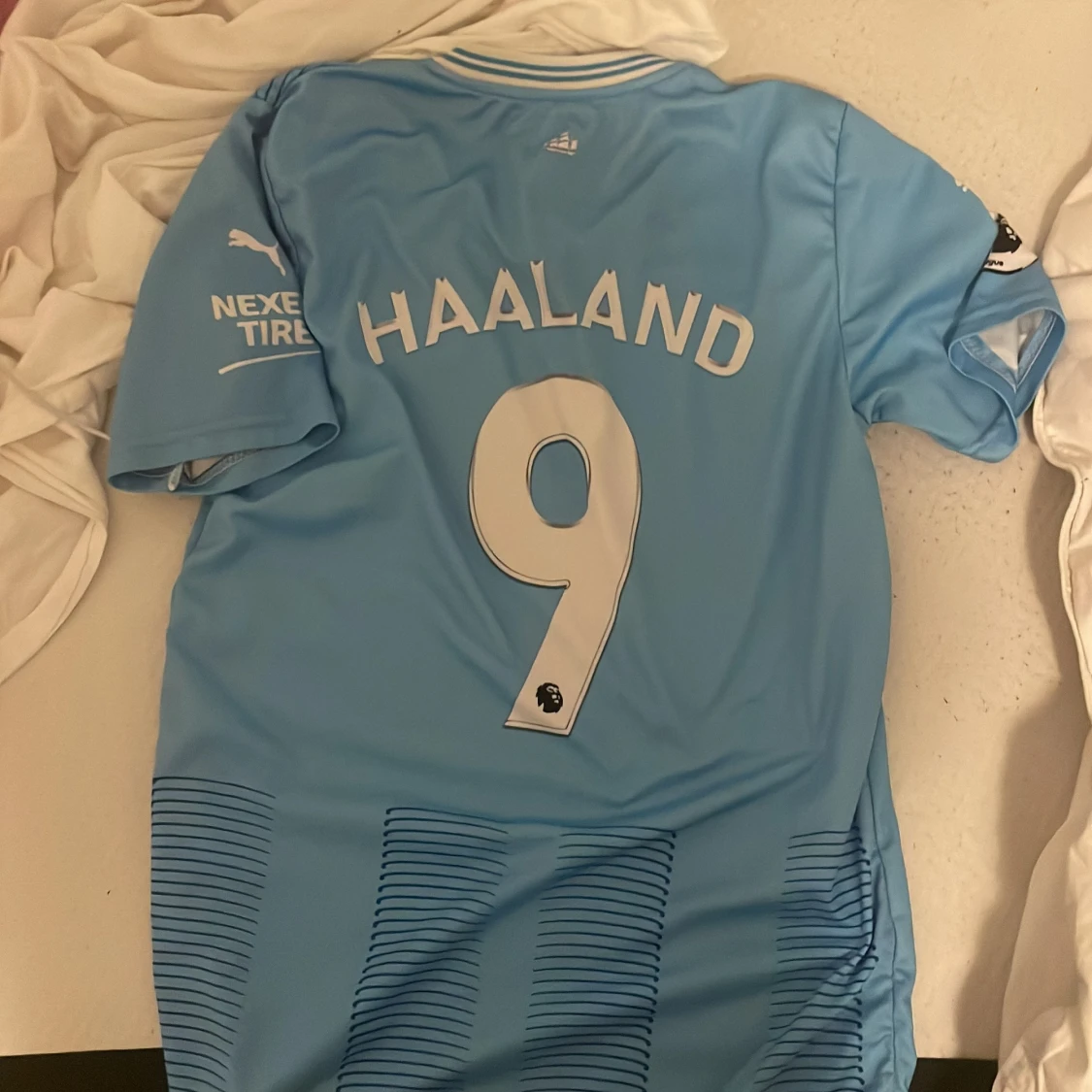 Ljusblå fotbollströja från Puma - 90