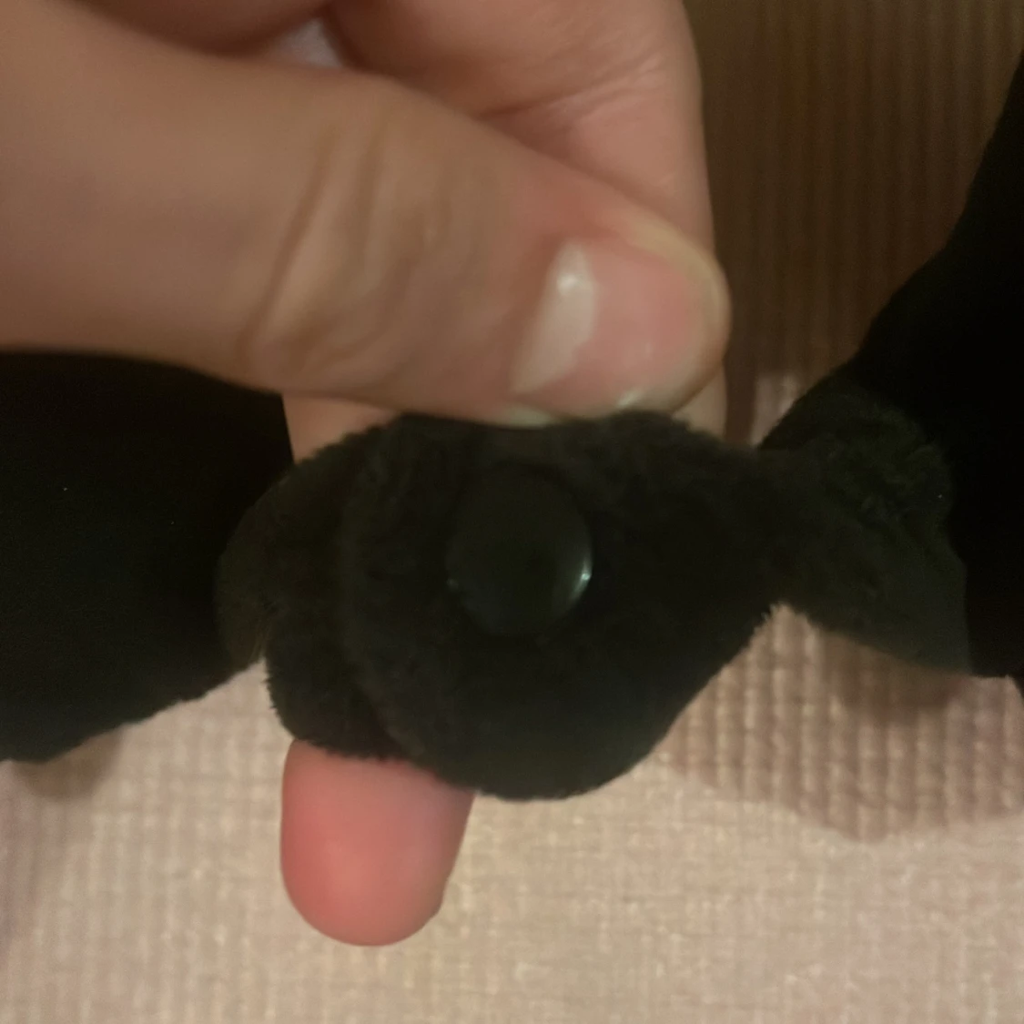 Svart nackkudde från Epic - 40