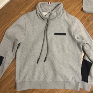 Tjocktröja Moncler - Väldigt bra skick