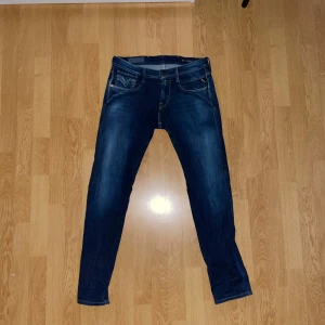 Replay Anbass Jeans - Säljer dessa feta Replay Anbass Jeans | Skick 10/10 | Inga defekter | Hör av er för frågor!