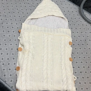 Babykläder  - Varm sovsäck för bebis