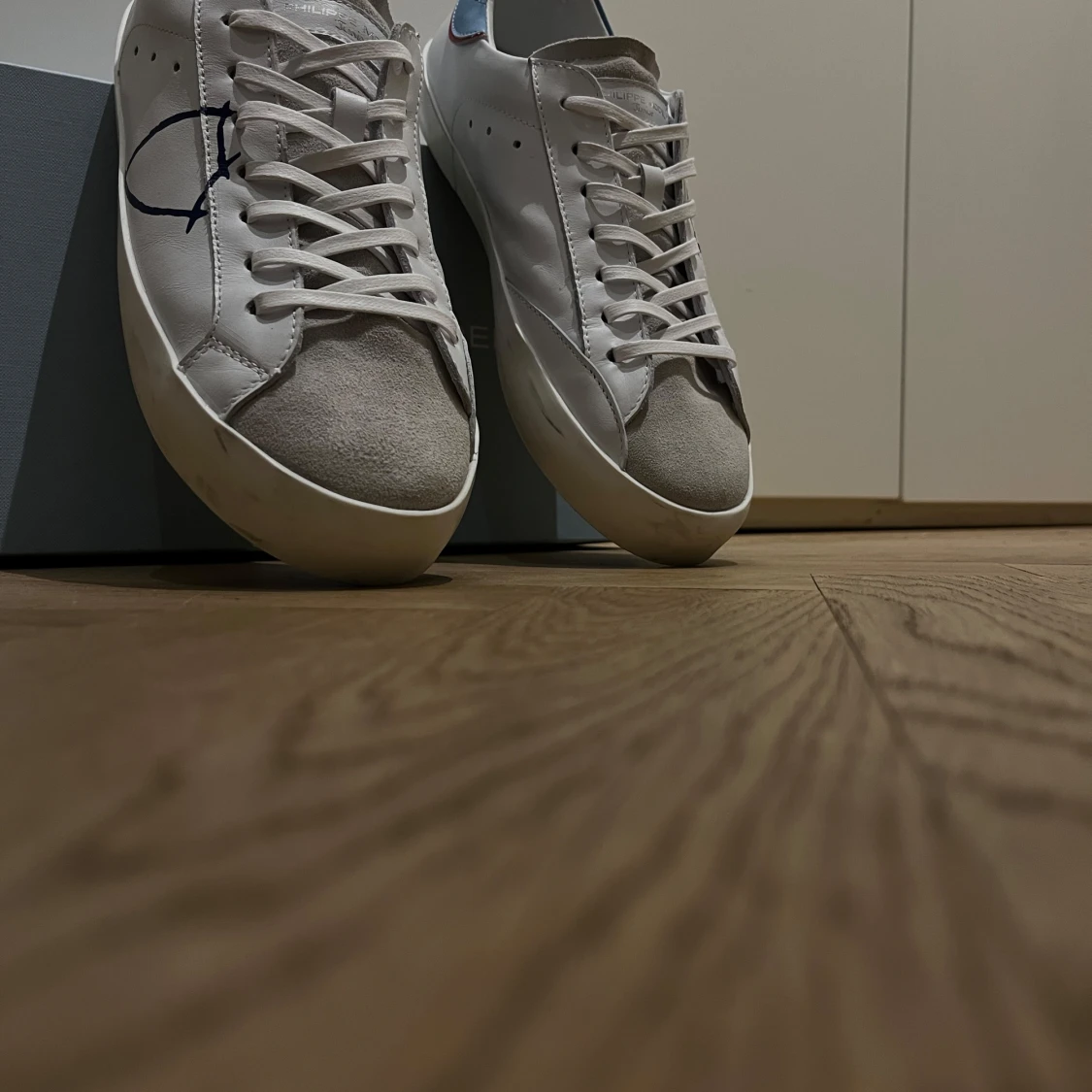 Philippe model  - 93