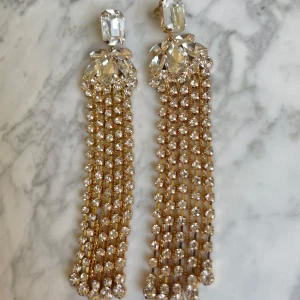 Festliga örhängen med strass - Festliga, stora örhängen från Glitter! Oanvända. 12 cm långa. 